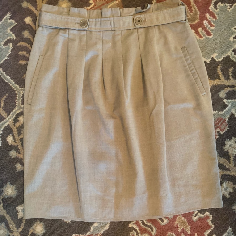 Beige pencil skirt